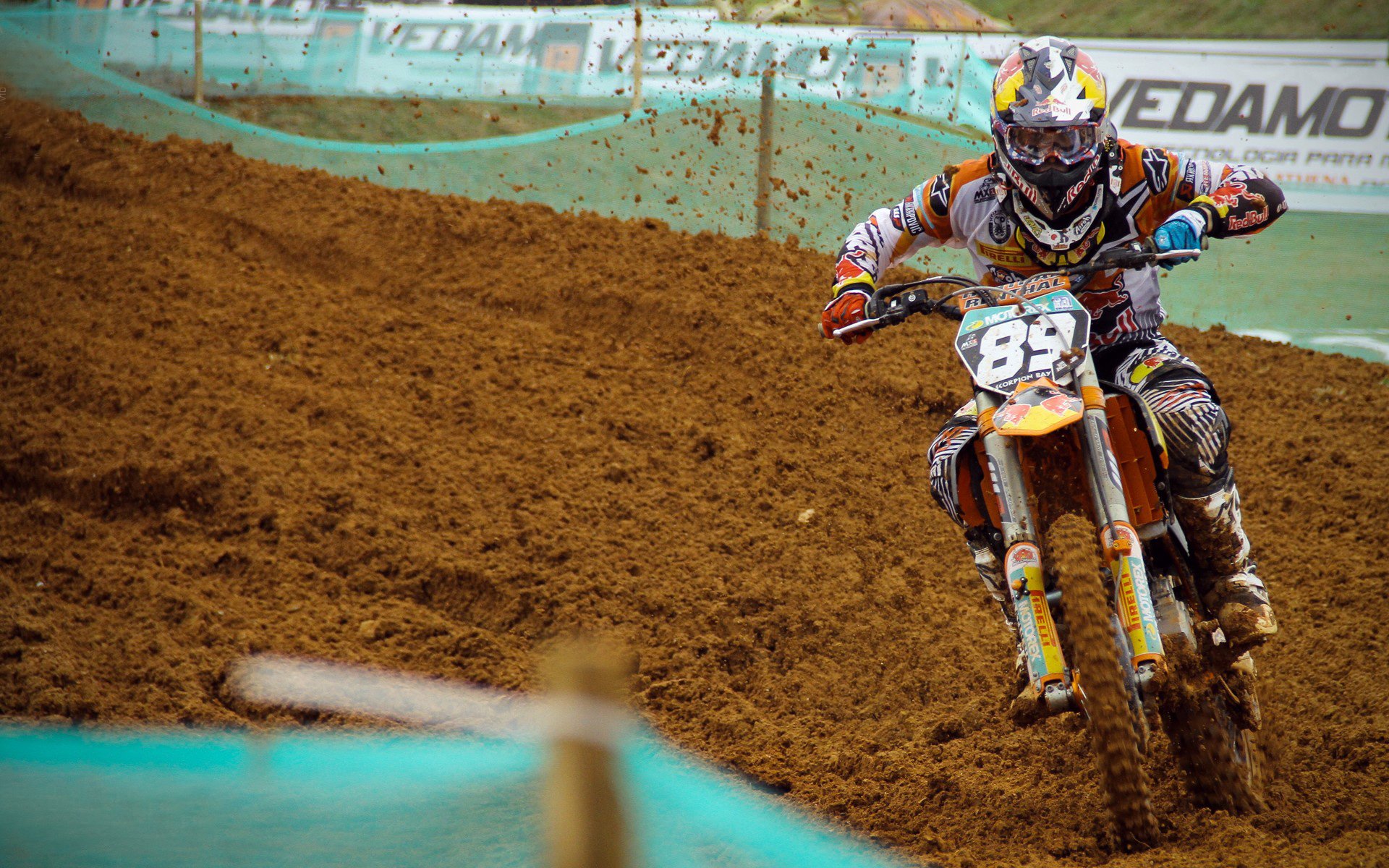 逆境反击：球队在大比分落后时的神奇逆转，逆势反击